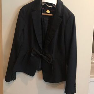 Black blazer with bow